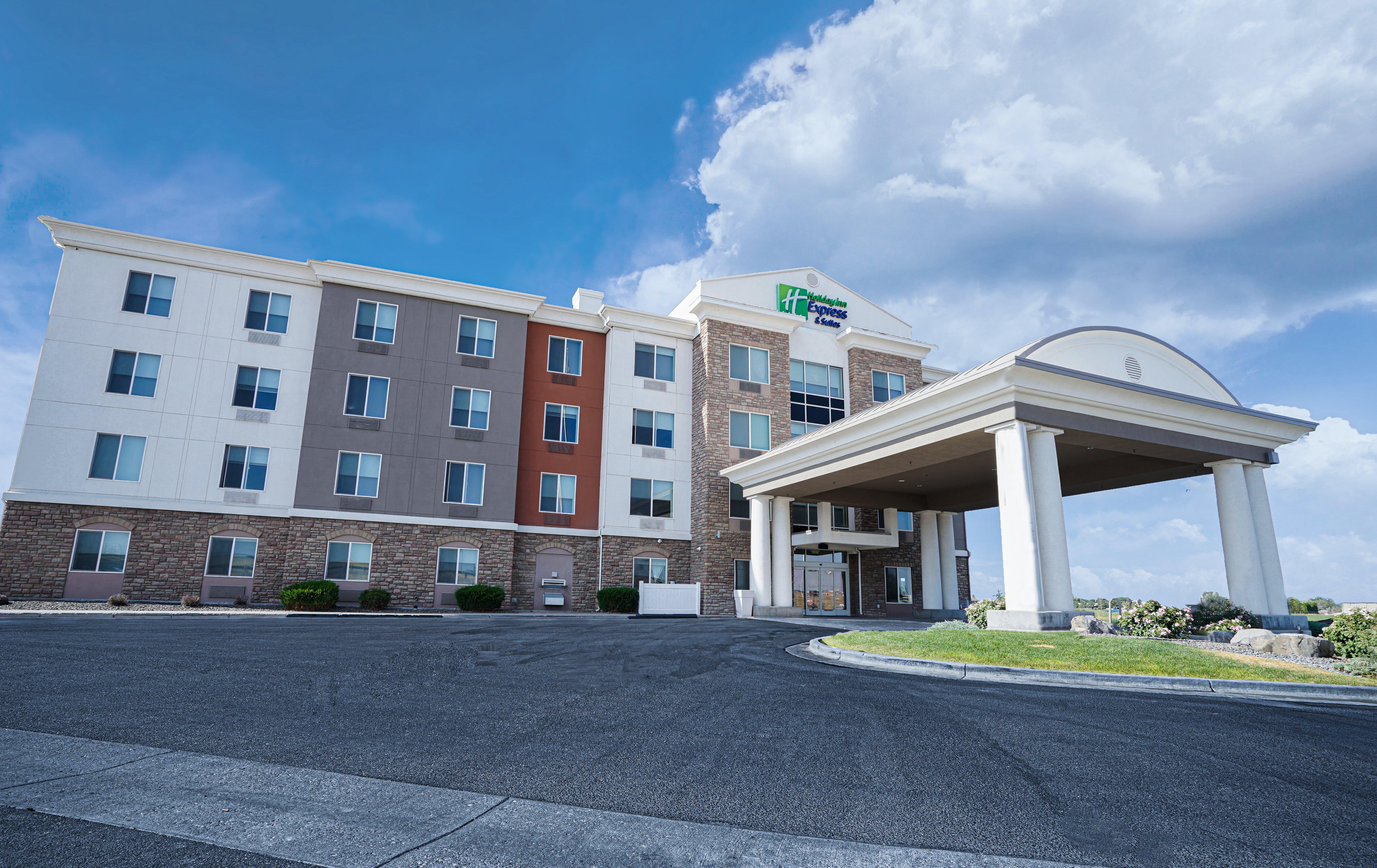 Holiday Inn Express Hotel & Suites Ontario By Ihg Exterior foto